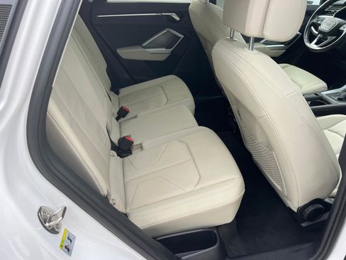 Used 2020 Audi Q3 2.0T Premium w/ Convenience Package image 15