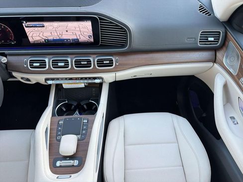 New 2026 Mercedes-Benz GLS 450 4MATIC image 30