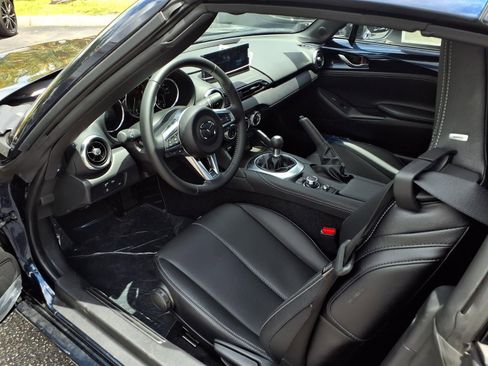 New 2026 MAZDA MX-5 Miata RF Grand Touring w/ Weather Package RWD image 15