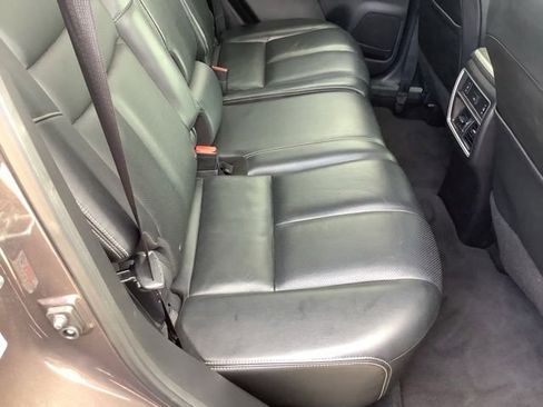 Used 2018 Nissan Murano Platinum AWD/4WD image 16