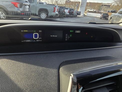 Certified 2016 Toyota Prius Two image 23