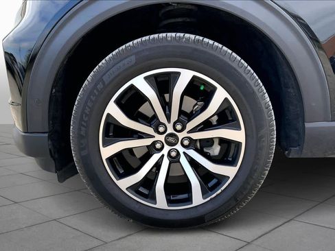 Certified 2021 Ford Explorer ST w/ Equipment Group 401A image 19