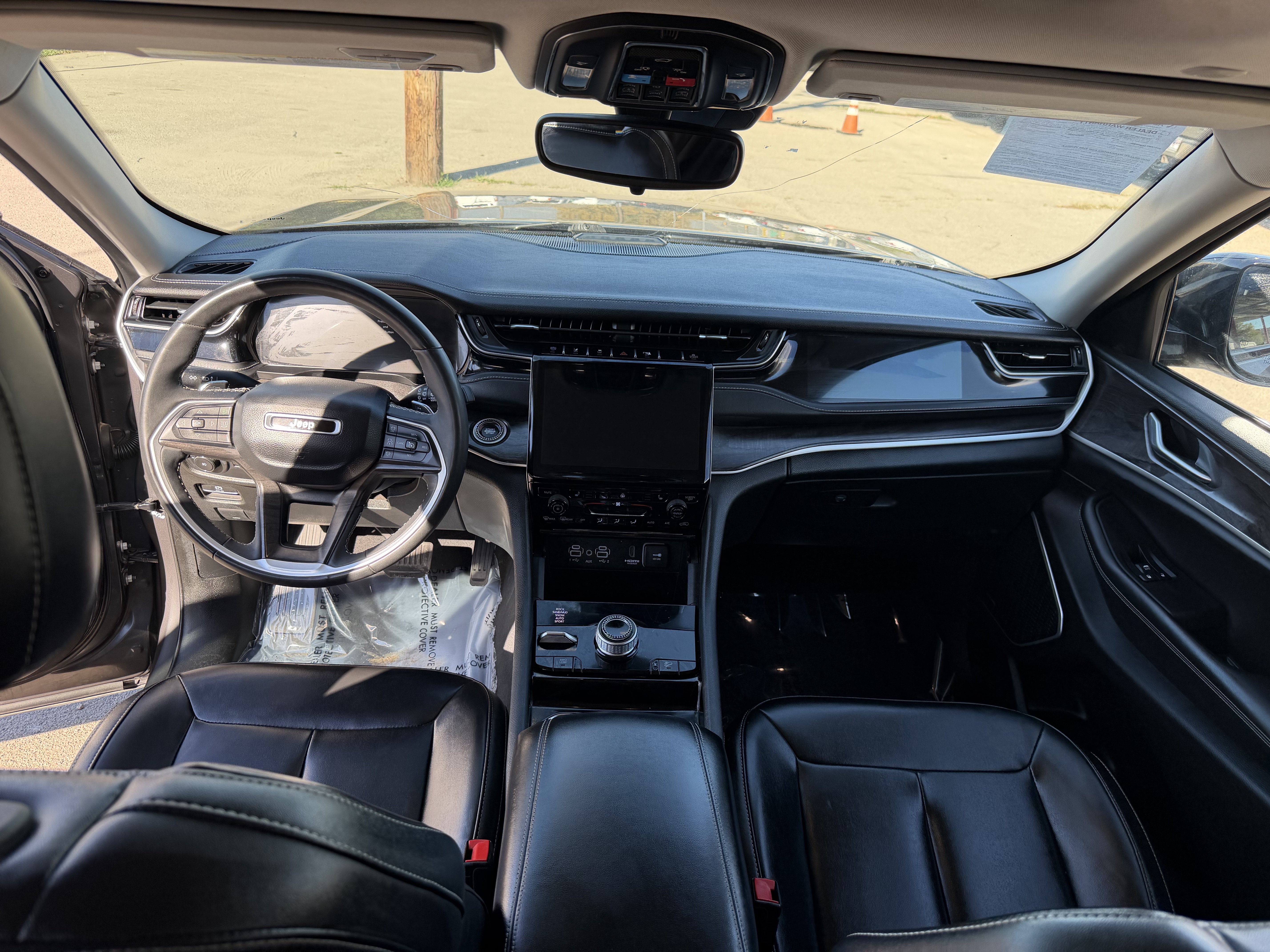 Used 2023 Jeep Grand Cherokee 4WD 4xe image 19