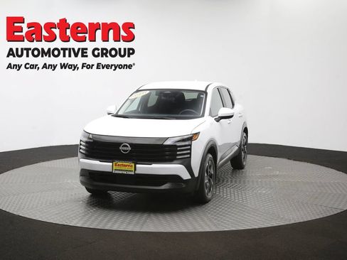Used 2025 Nissan Kicks SV AWD/4WD image 54