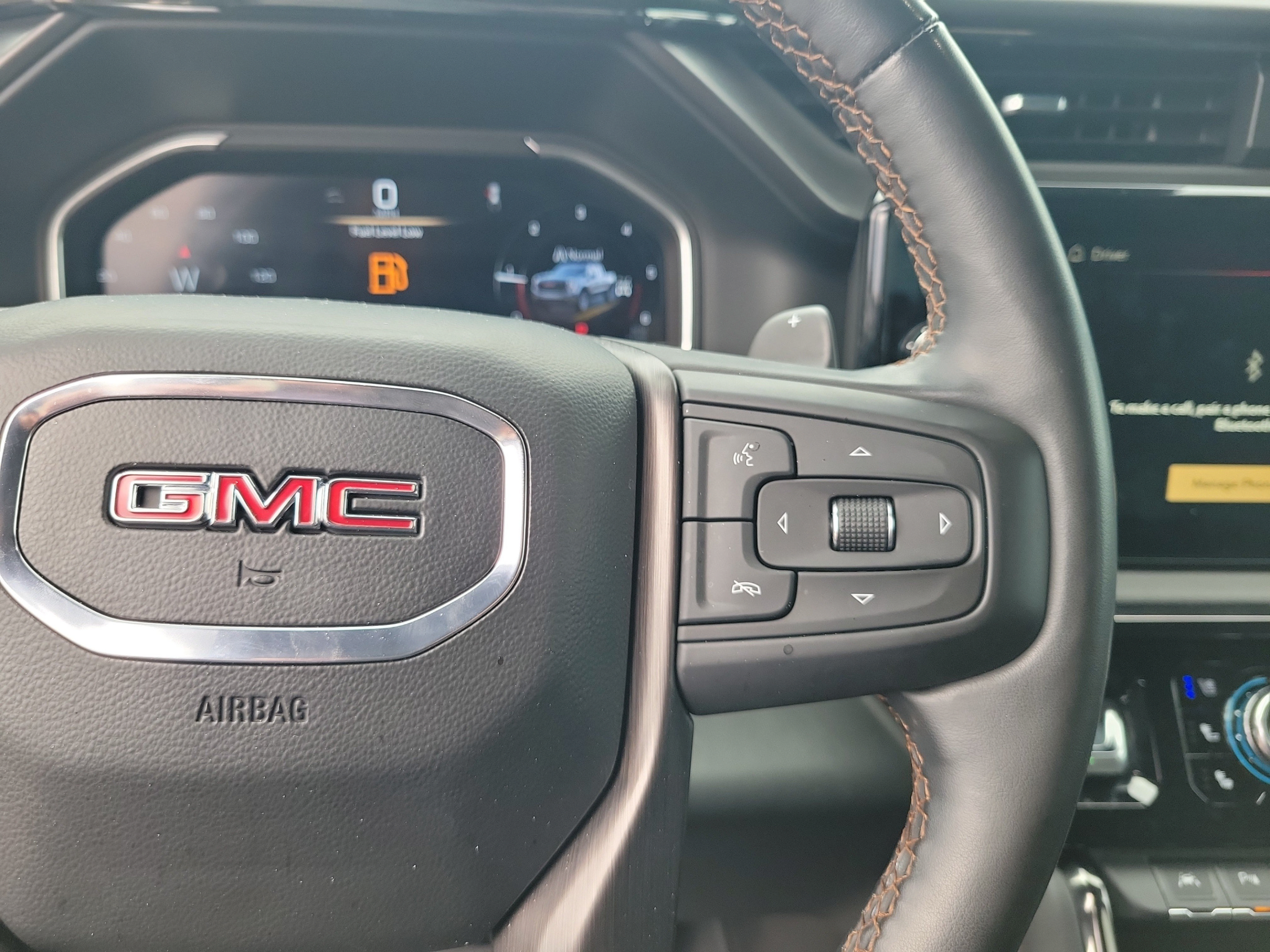 Used 2023 GMC Sierra 1500 AT4 w/ AT4 Premium Package AWD/4WD image 13