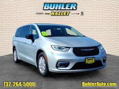 Certified 2024 Chrysler Pacifica Touring-L