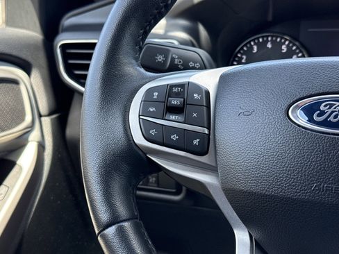 Used 2023 Ford Explorer XLT w/ Equipment Group 202A image 14