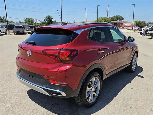Used 2023 Buick Encore GX Essence w/ Experience Buick Package FWD image 5