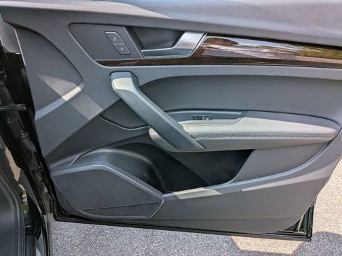 Used 2019 Audi Q5 Premium Plus w/ Premium Plus Package AWD/4WD image 34
