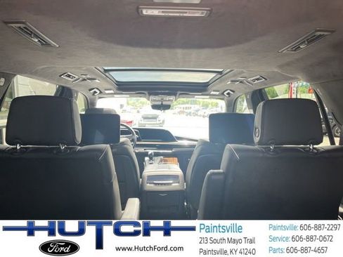 Used 2024 Cadillac Escalade Sport Platinum w/ LPO, ONYX Package AWD/4WD image 14
