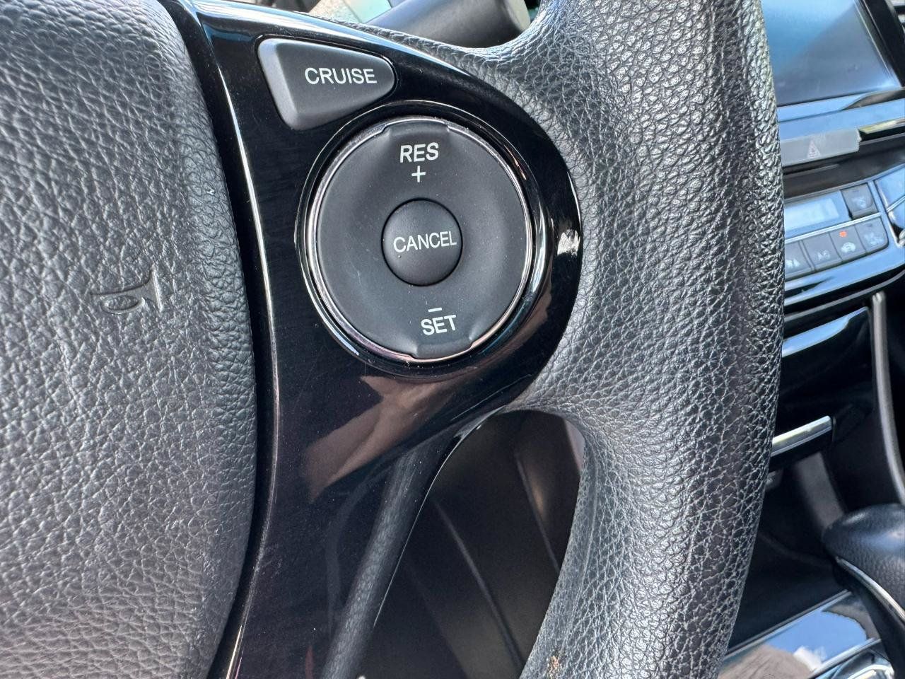Used 2017 Honda Accord EX image 17