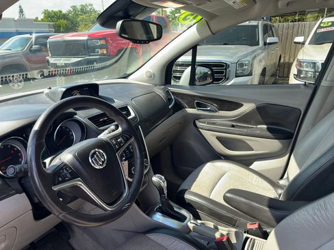 Used 2015 Buick Encore FWD image 9
