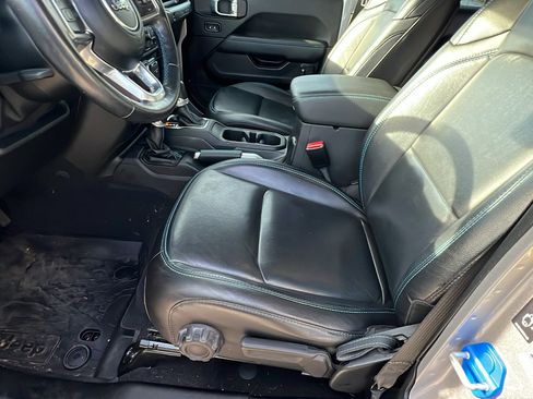 Used 2021 Jeep Wrangler Unlimited Rubicon 4xe w/ Cold Weather Group image 16