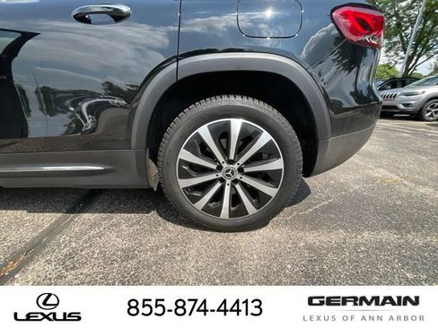Used 2022 Mercedes-Benz GLB 250 4MATIC image 24