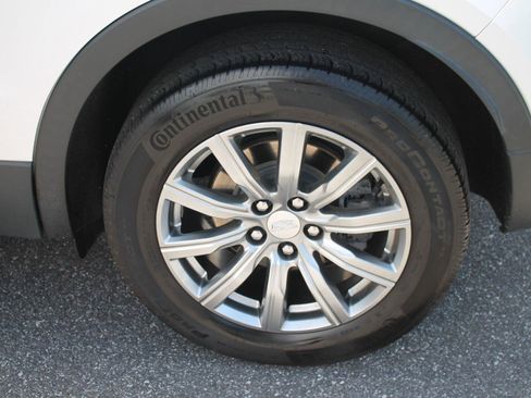 Used 2021 Cadillac XT4 Premium Luxury AWD/4WD image 30