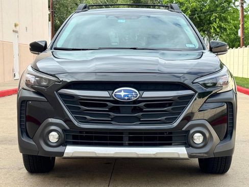 Used 2024 Subaru Outback Premium AWD/4WD image 8