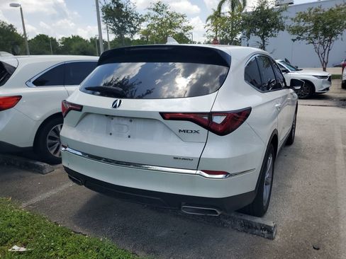 Used 2024 Acura MDX SH-AWD image 9