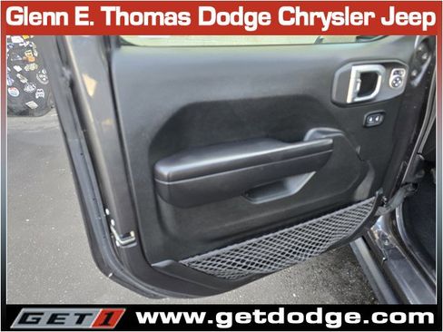 Certified 2021 Jeep Gladiator Willys image 23