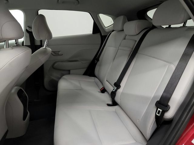 Used 2025 Hyundai Kona SEL FWD image 22
