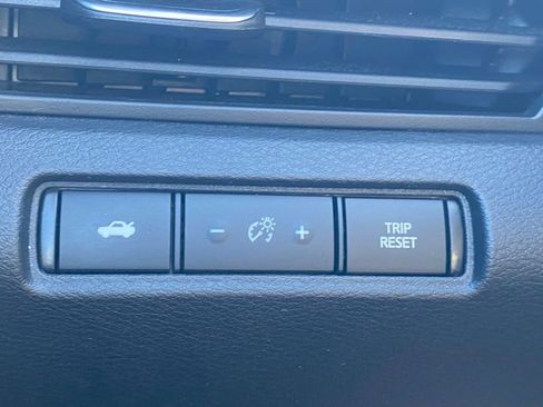 Used 2024 Nissan Altima 2.5 SR w/ SR Premium Package image 26