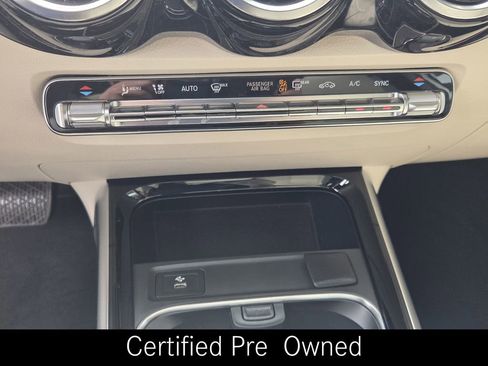 Certified 2026 Mercedes-Benz GLB 250 4MATIC image 25