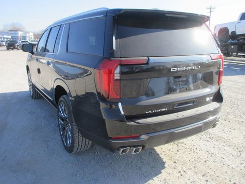 New 2026 GMC Yukon XL Denali Ultimate image 7