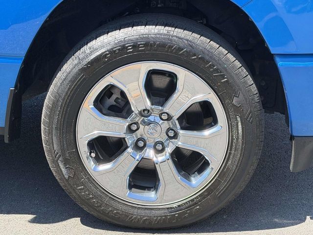 Used 2022 RAM 1500 Big Horn AWD/4WD image 7