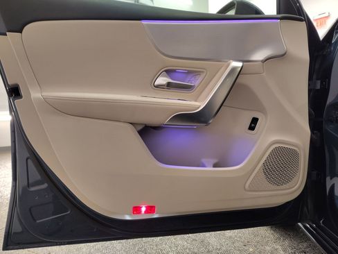 Used 2022 Mercedes-Benz A 220 image 12