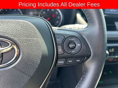 Used 2022 Toyota RAV4 XLE w/ Convenience Package AWD/4WD image 9