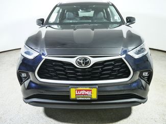 Used 2021 Toyota Highlander XLE video 2