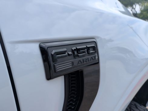Used 2025 Ford F150 Lariat AWD/4WD image 39