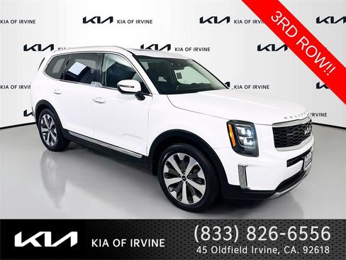 Used 2022 Kia Telluride EX w/ EX Premium Package FWD image 1