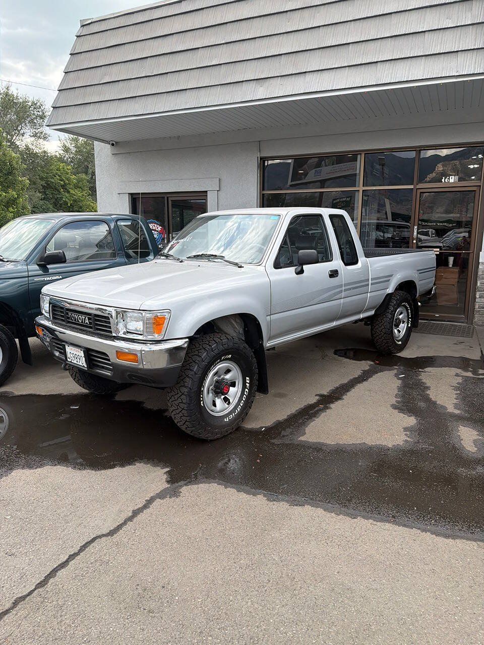 Used 2004 Toyota Tacoma 2WD Regular Cab w/ Enhancement Pkg image 77