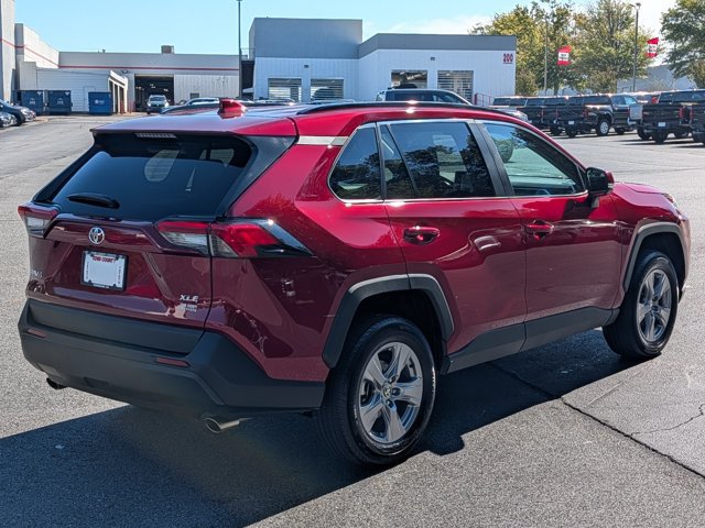 Used 2023 Toyota RAV4 XLE w/ Convenience Package FWD image 7