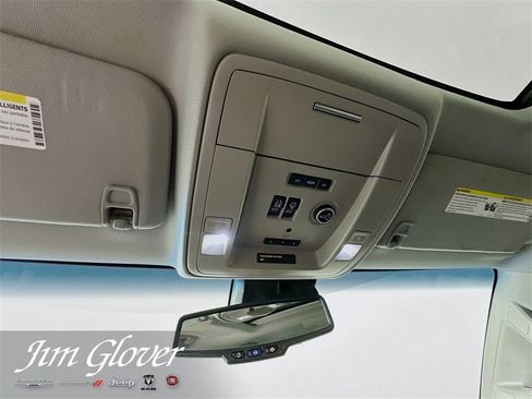 Used 2017 Chevrolet Tahoe LT image 39