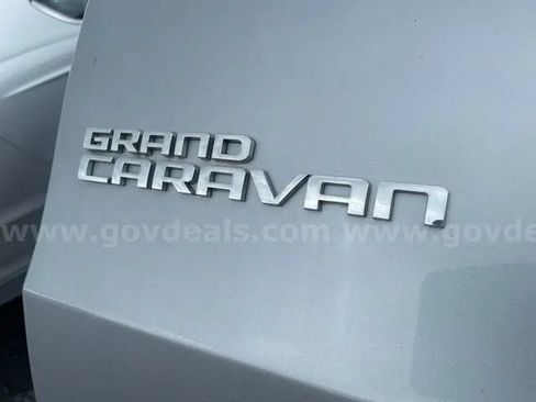 Used 2016 Dodge Grand Caravan SE w/ Quick Order Package 29E SE FWD image 21
