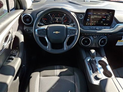 New 2025 Chevrolet Blazer LT w/ Convenience Package image 8