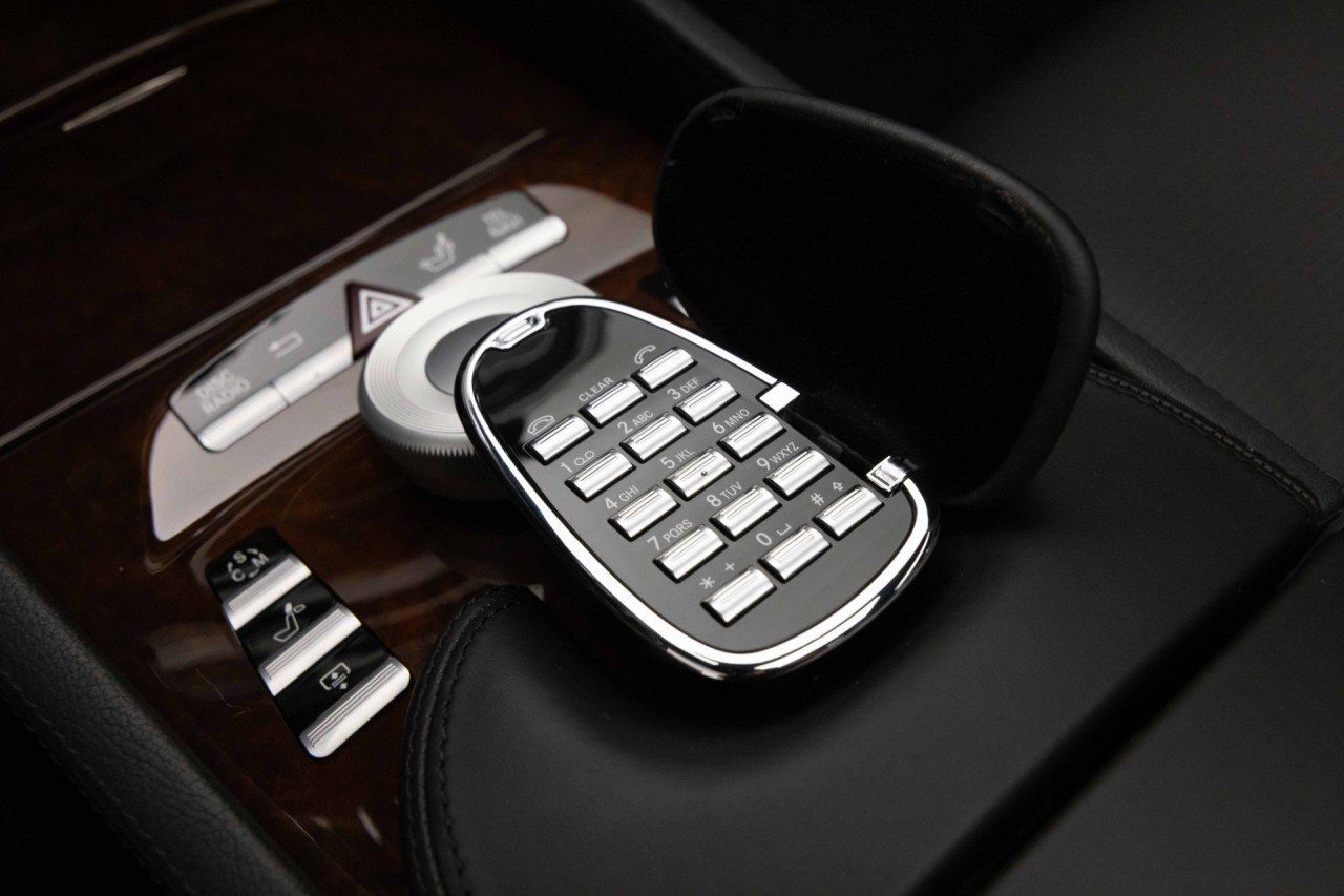 Used 2011 Mercedes-Benz CL 63 AMG image 38
