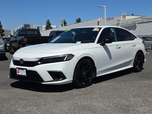 Used 2022 Honda Civic Sport image 3