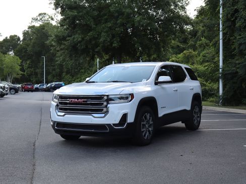 Used 2023 GMC Acadia SLE FWD image 5