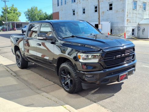 Used 2021 RAM 1500 Big Horn AWD/4WD image 4
