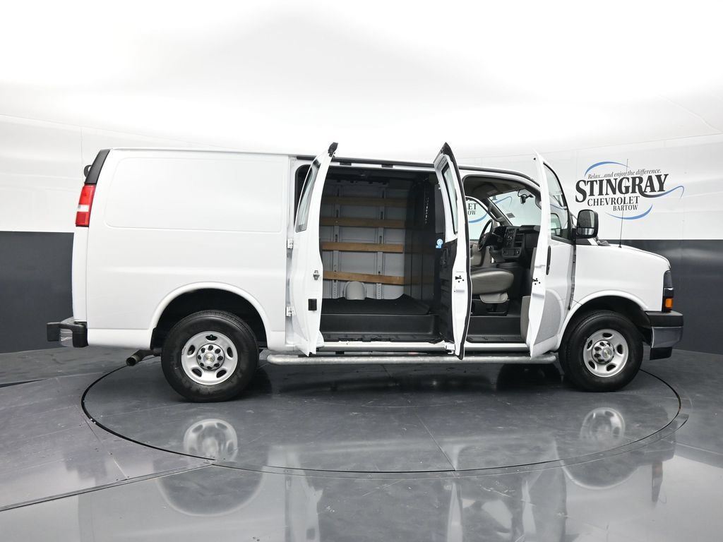 Used 2025 Chevrolet Express 2500 w/ Driver Convenience Package RWD image 36