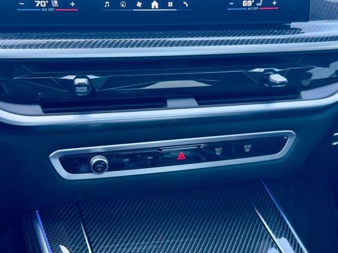 Used 2026 BMW X5 M60i image 16