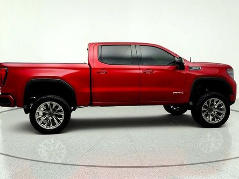 Used 2022 GMC Sierra 1500 AT4 w/ AT4 Premium Package AWD/4WD image 4
