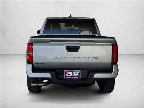 Used 2024 Toyota Tacoma TRD Sport image 8