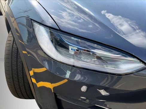 Used 2022 Tesla Model X AWD/4WD image 30