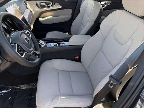 New 2026 Volvo XC60 B5 Core AWD/4WD image 20