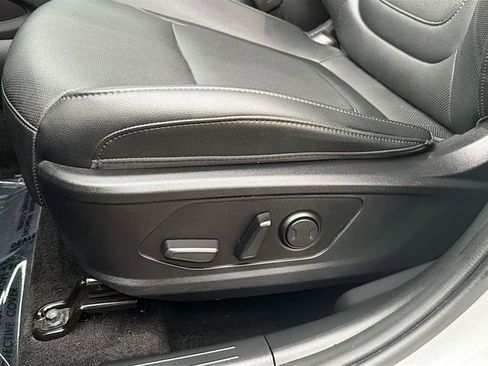 Certified 2024 Hyundai Tucson SEL w/ Convenience Package FWD image 20