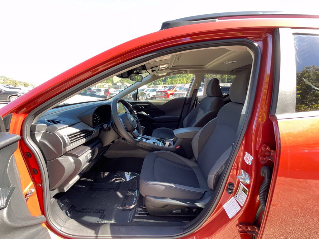 Used 2025 Subaru Crosstrek 2.5i Premium AWD/4WD image 9