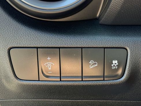 Certified 2023 Hyundai Kona SEL w/ Convenience Package AWD/4WD image 19